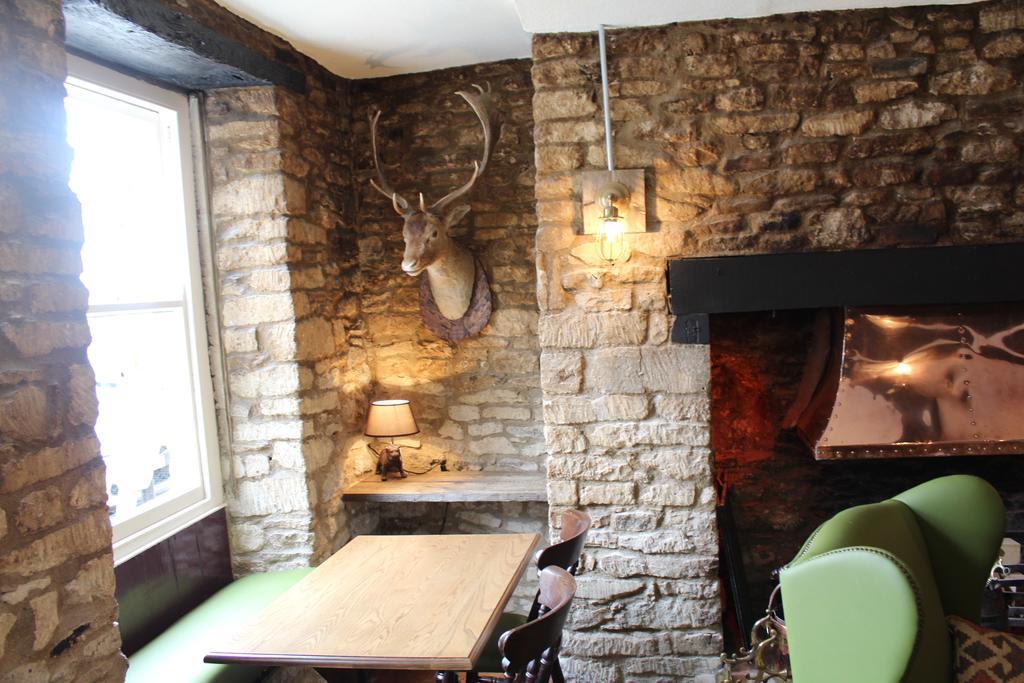 The Woodstock Arms Exterior foto